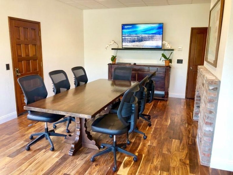 More Photos Of 1610 Oak St, Solvang Office For Lease