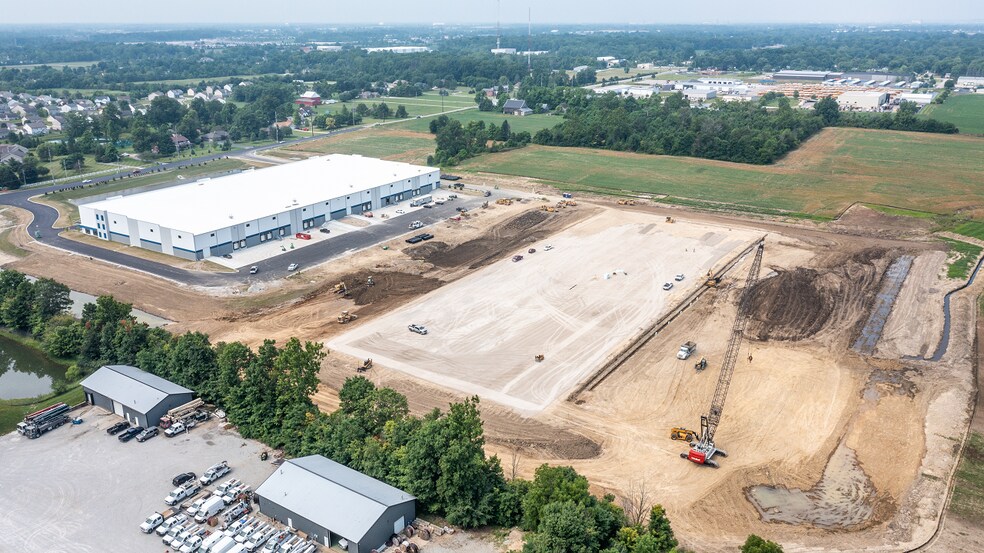 More Photos Of 9720 Rawles Ave, Indianapolis Distribution For Lease