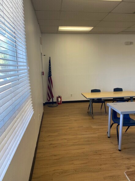 More Photos Of 630 W 17th Pl, Tempe Schools For Lease