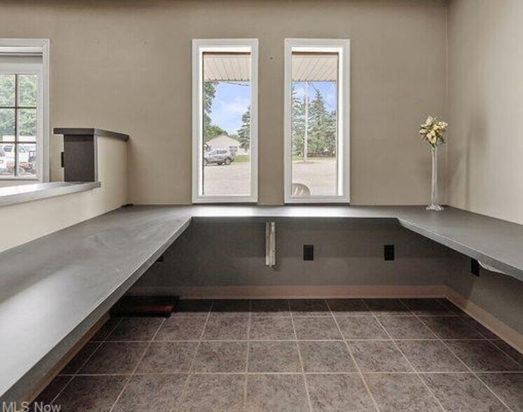 More Photos Of 201 Reed St, Spencer Light Manufacturing For Sale