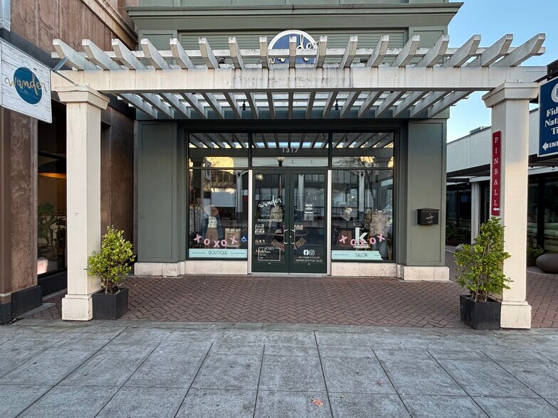 Primary Photo Of 1315-1319 1st St, Napa Office For Lease