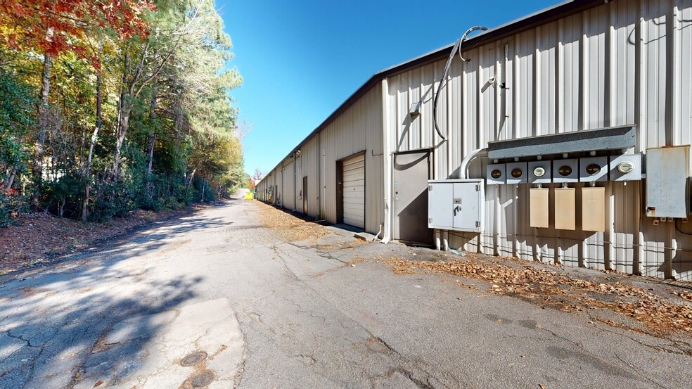 More Photos Of 1020 S Miami Blvd, Durham Freestanding For Sale