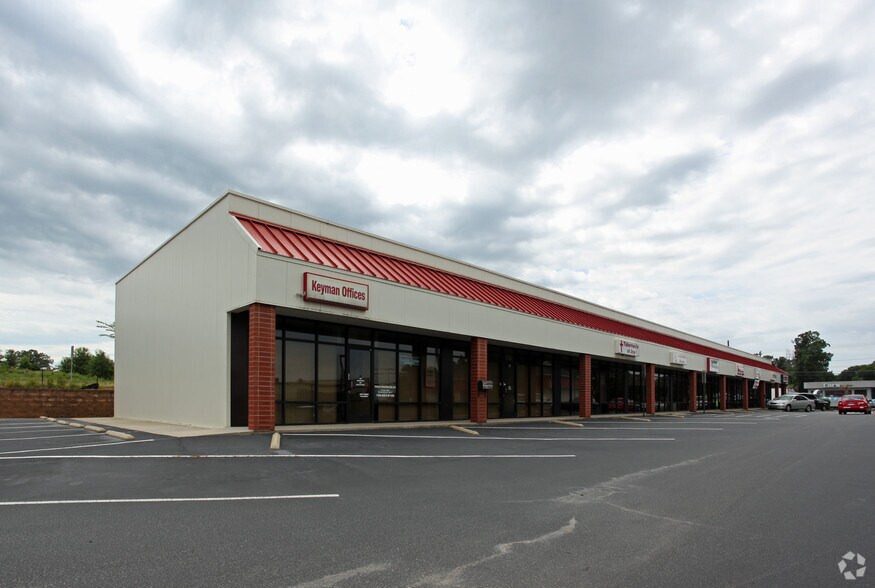 More Photos Of 294 W Plaza Dr, Mooresville Unknown For Lease
