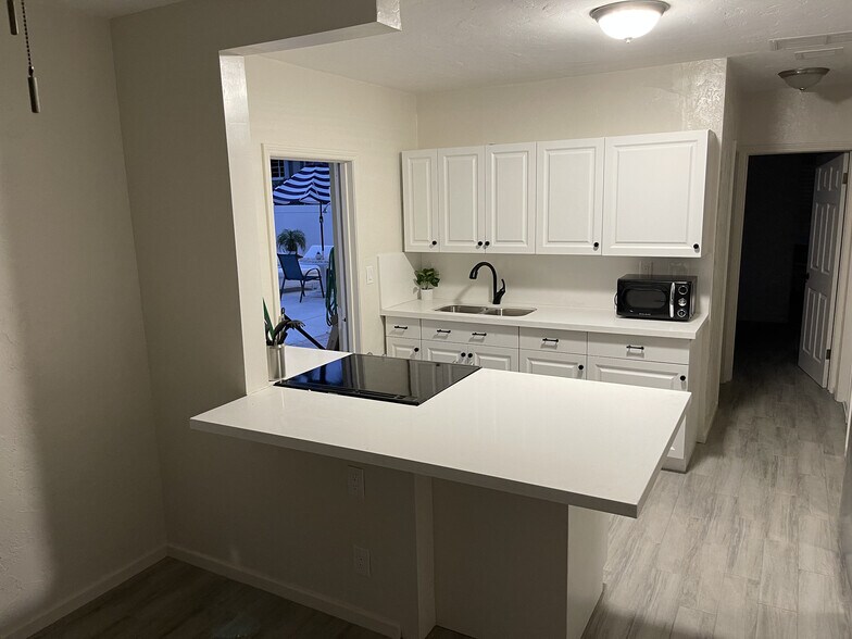 More Photos Of 100 Sandal Ln, Palm Beach Shores Apartments For Sale