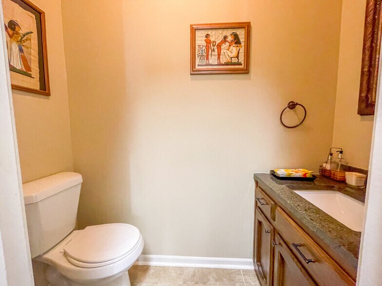 More Photos Of 5525 Superior Dr, Baton Rouge Office For Sale
