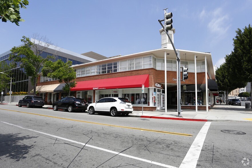 More Photos Of 189 S Beverly Dr, Beverly Hills Storefront Retail Office For Lease