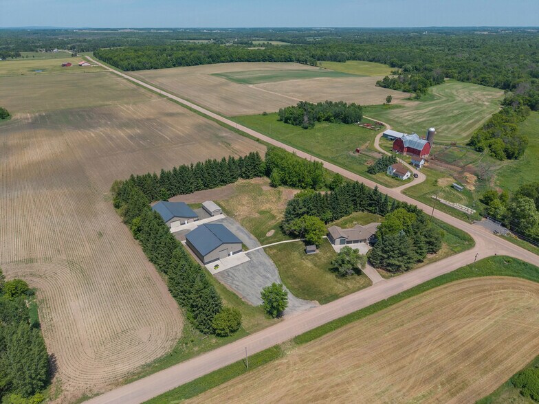More Photos Of 22946 100th Ave, Cadott Manufacturing For Sale