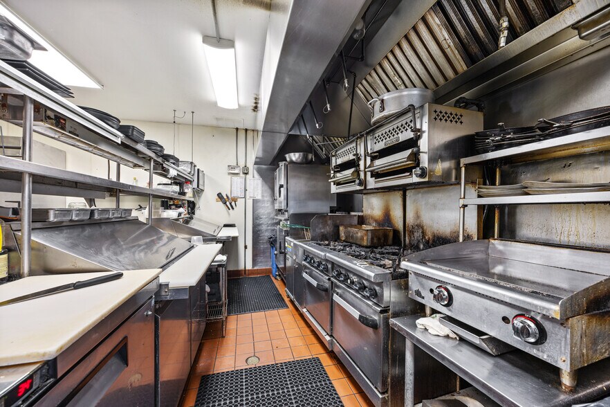 More Photos Of 348 Black Rock Tpke, Fairfield Restaurant For Sale