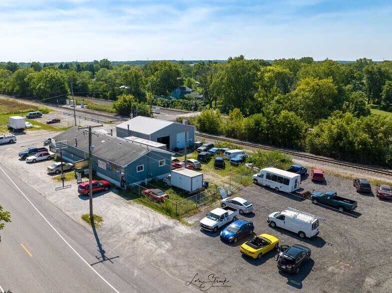 More Photos Of 300 Railroad Ave, Wheeler Auto Repair For Sale