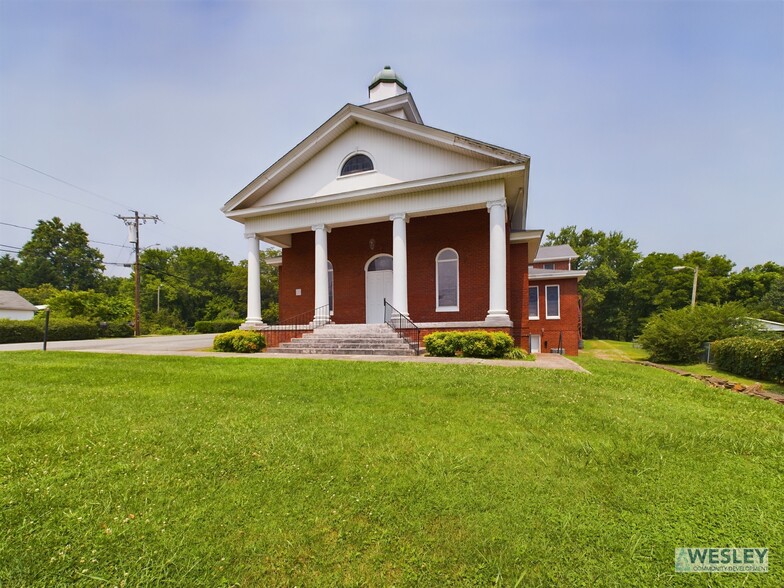 More Photos Of 1373 Delwood Dr SW, Lenoir Religious Facility For Sale