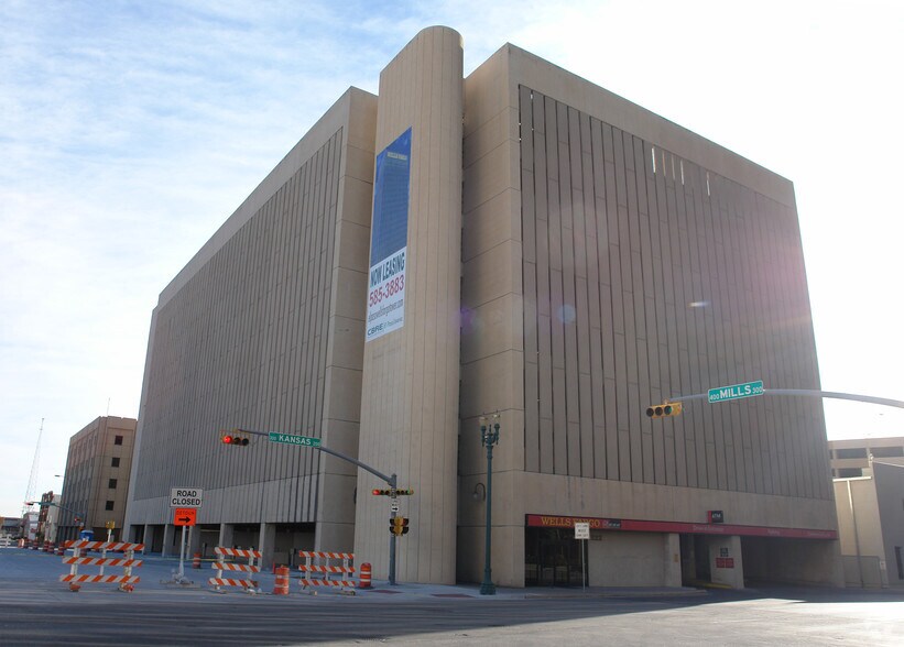 More Photos Of 221 N Kansas St, El Paso Coworking Space