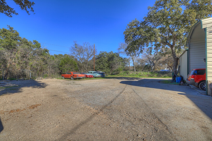 More Photos Of 8328 FM 2673, Canyon Lake Auto Repair For Sale