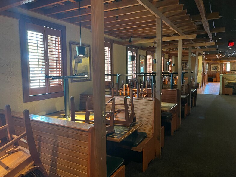 More Photos Of 575 S McCaslin Blvd, Louisville General Retail For Sale