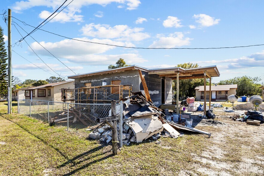 More Photos Of 2603 Booker St, Fort Pierce Apartments For Sale