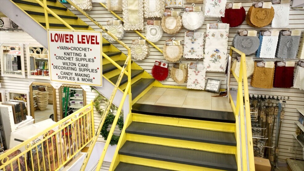 More Photos Of 2450 Flatbush Ave, Brooklyn Freestanding For Lease