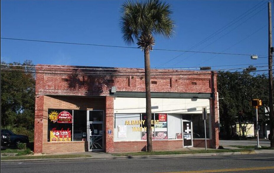 Primary Photo Of 1209-1211 Gloucester St, Brunswick General Retail For Lease