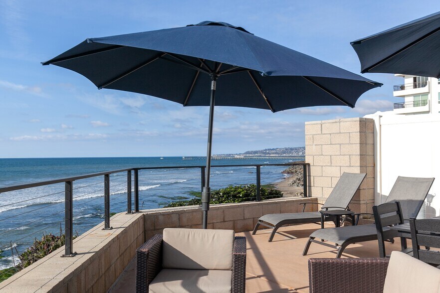 More Photos Of 1476-80 Pescadero Dr, San Diego Apartments For Sale