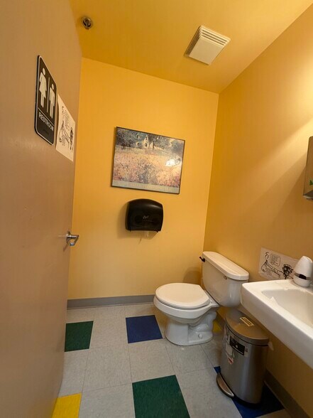More Photos Of 13005 Southern Blvd, Loxahatchee Medical For Sale