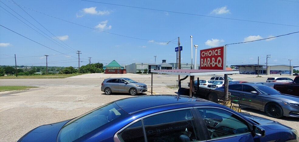 More Photos Of 2606 E Veterans Memorial Blvd, Killeen Restaurant For Sale