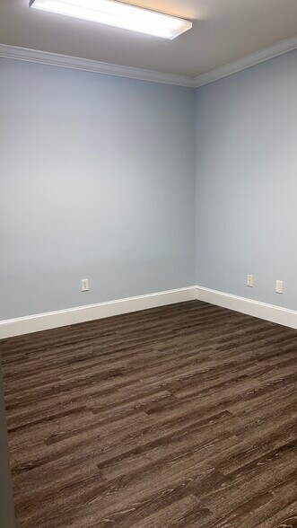 More Photos Of 11785 Northfall Ln, Alpharetta Medical For Sale