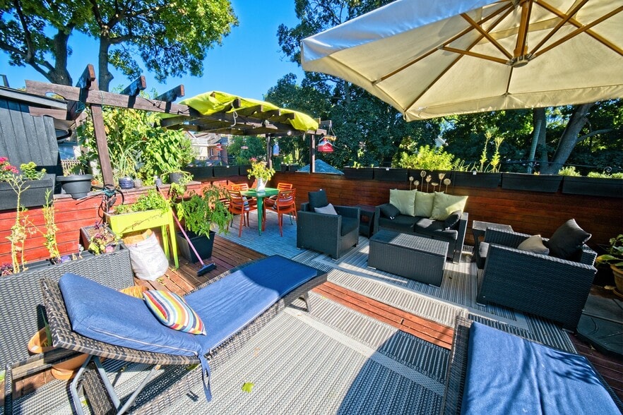 More Photos Of 59 High Park Blvd, Toronto Multifamily For Sale