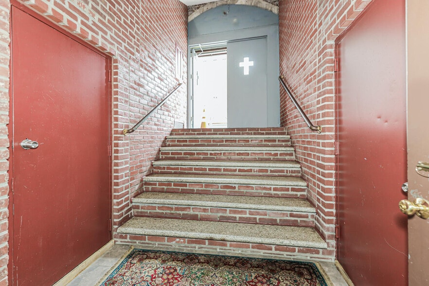More Photos Of 2466 Webster Ave, Bronx Religious Facility For Sale