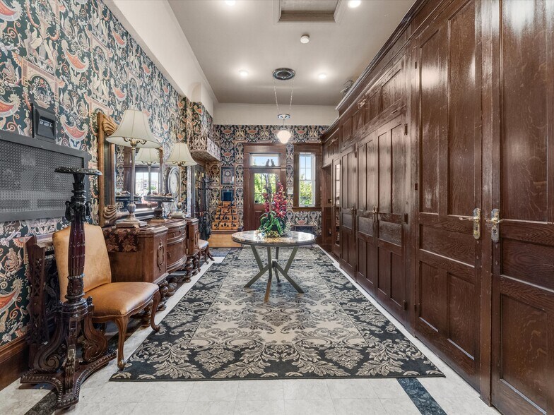 More Photos Of 9 Park St, Chatham Storefront For Sale