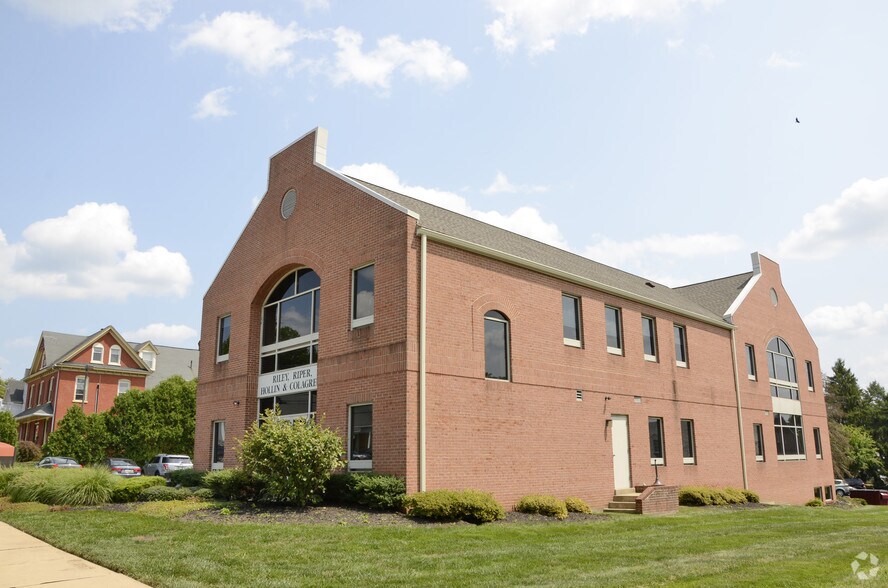 More Photos Of 312 W State St, Kennett Square Office For Lease