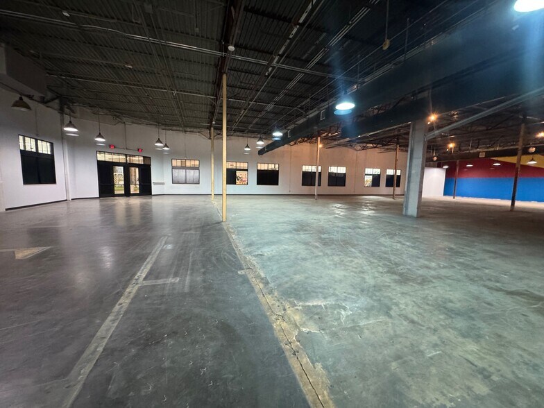 More Photos Of 4650-4700 N US Highway 89, Flagstaff General Retail For Lease