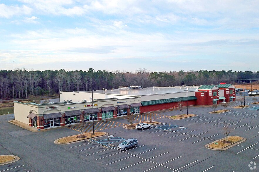 More Photos Of 1447-1459 Armory Dr, Franklin Freestanding For Lease