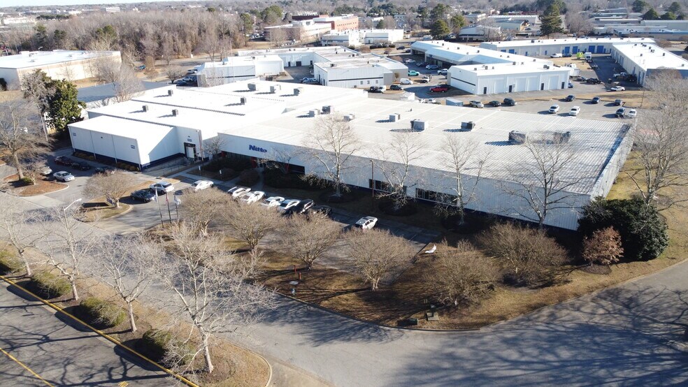 More Photos Of 809 Principal Ct, Chesapeake Manufacturing For Lease