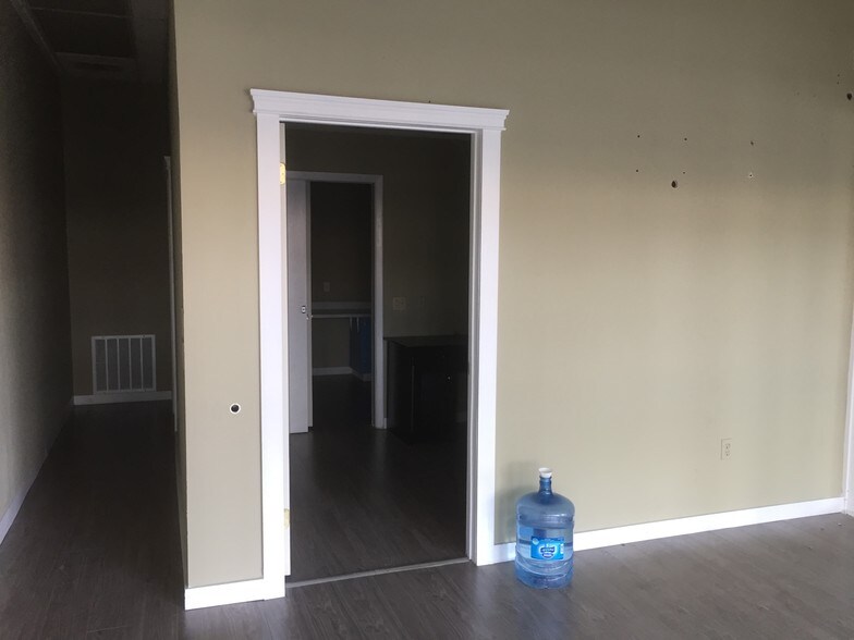 More Photos Of 1850 SW 8th St, Miami Office For Lease