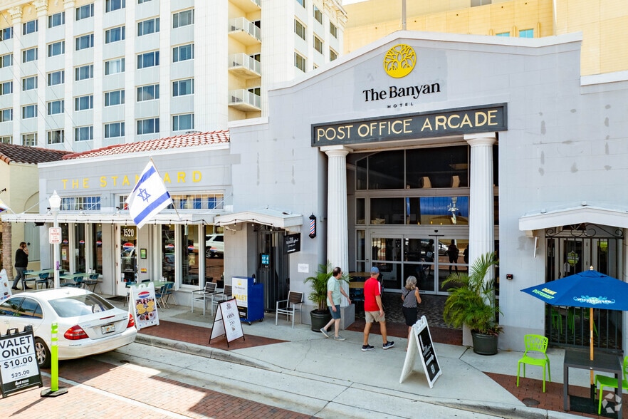 More Photos Of 1520 Broadway, Fort Myers Storefront Retail Office For Lease