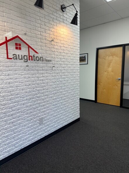 More Photos Of , Gilbert Office For Sale