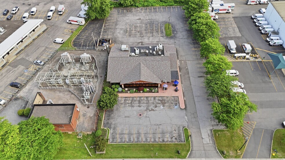 More Photos Of 1925 E Ridge Rd, Rochester Restaurant For Sale