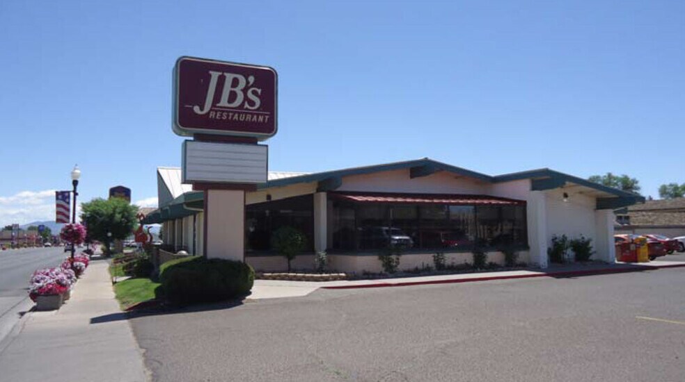 More Photos Of 475 W Main St, Vernal Restaurant For Sale