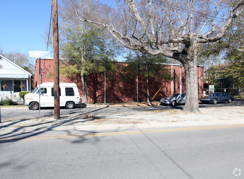 More Photos Of 711 N 5th St, Wilmington Warehouse For Sale