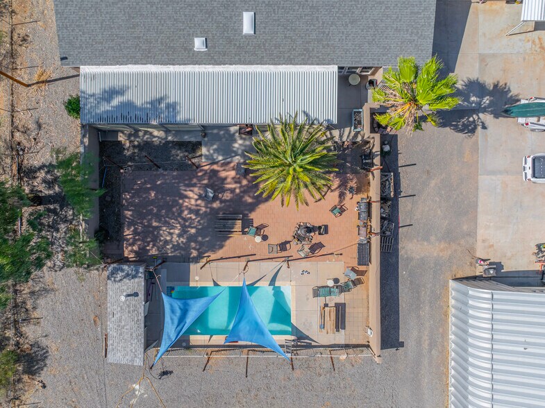 More Photos Of 5221 Hwy 68, Golden Valley Flex For Sale