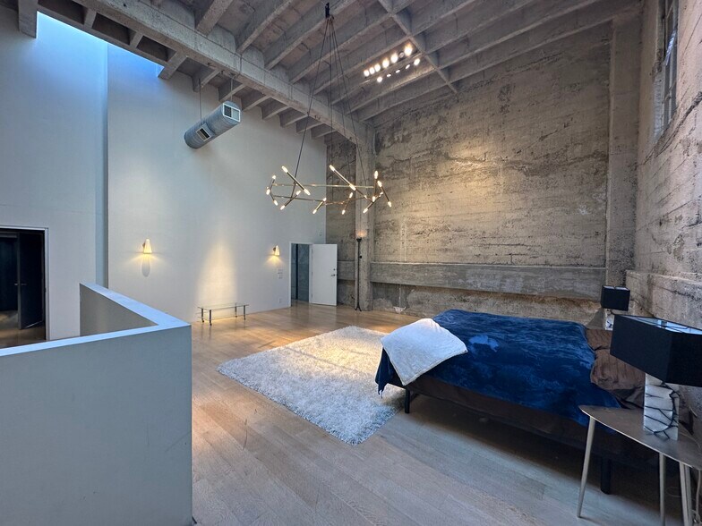 More Photos Of 30 Sheridan St, San Francisco Office For Sale