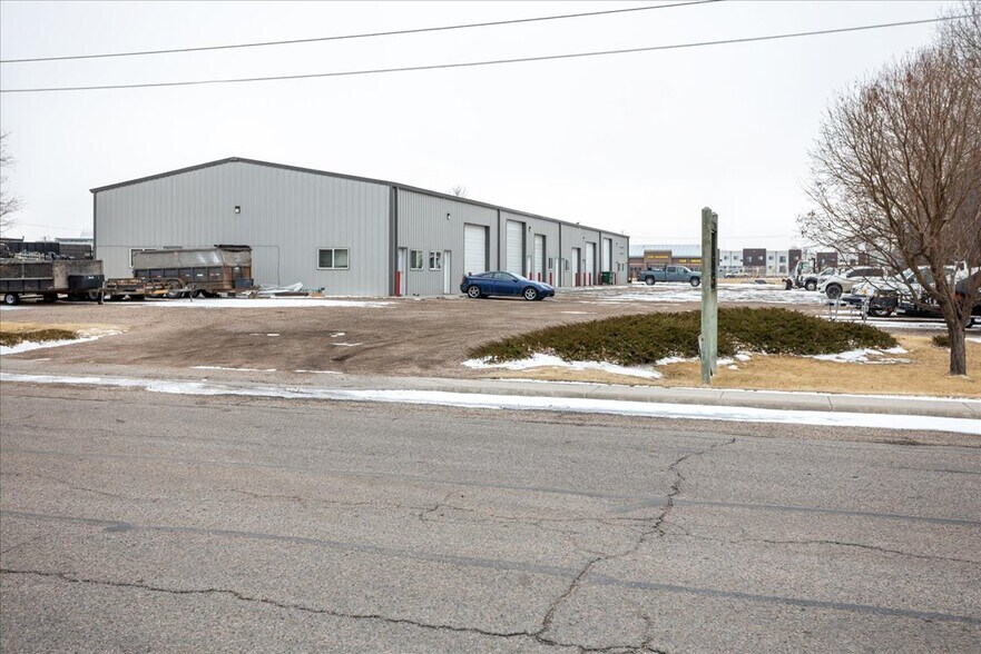 More Photos Of 3505 Cheyenne St, Cheyenne Warehouse For Lease