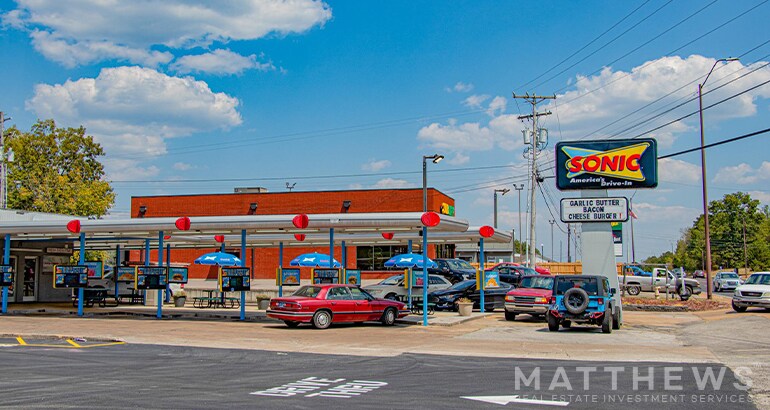 More Photos Of 435 E Main St, Hohenwald Fast Food For Sale