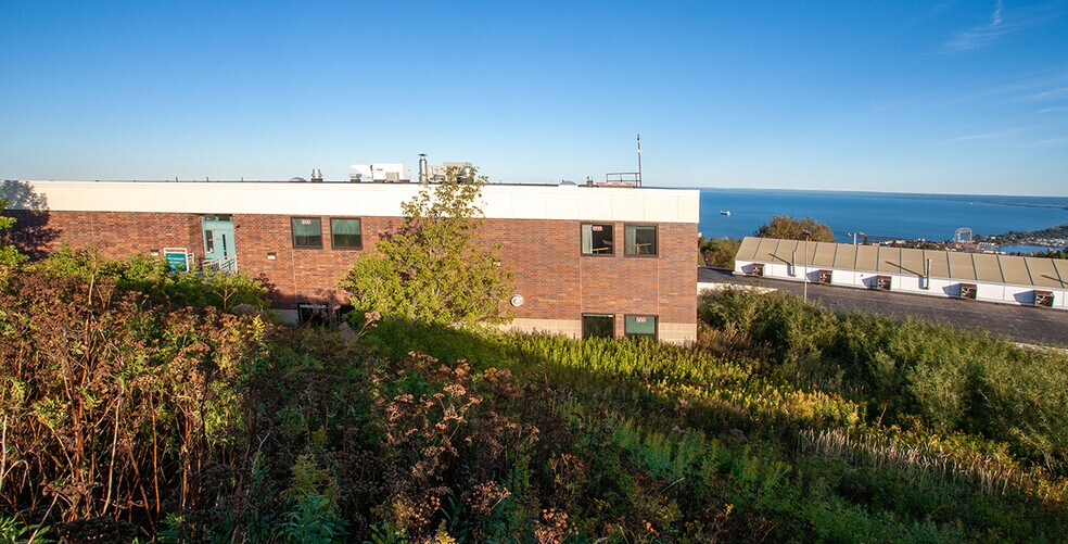 More Photos Of 802 E Central Entrance, Duluth Schools For Lease