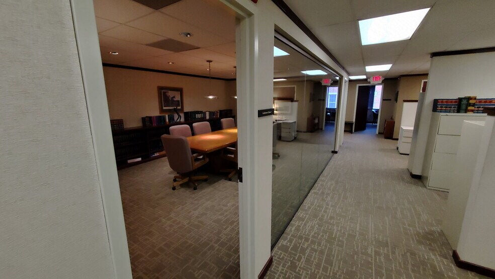 More Photos Of 580 S High St, Columbus Office For Sale