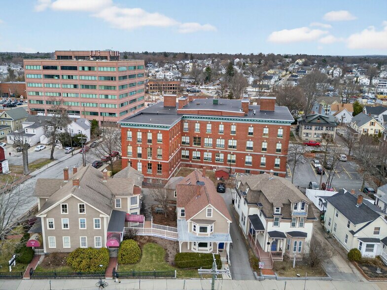 More Photos Of 35 E Pearl St, Nashua Office For Sale