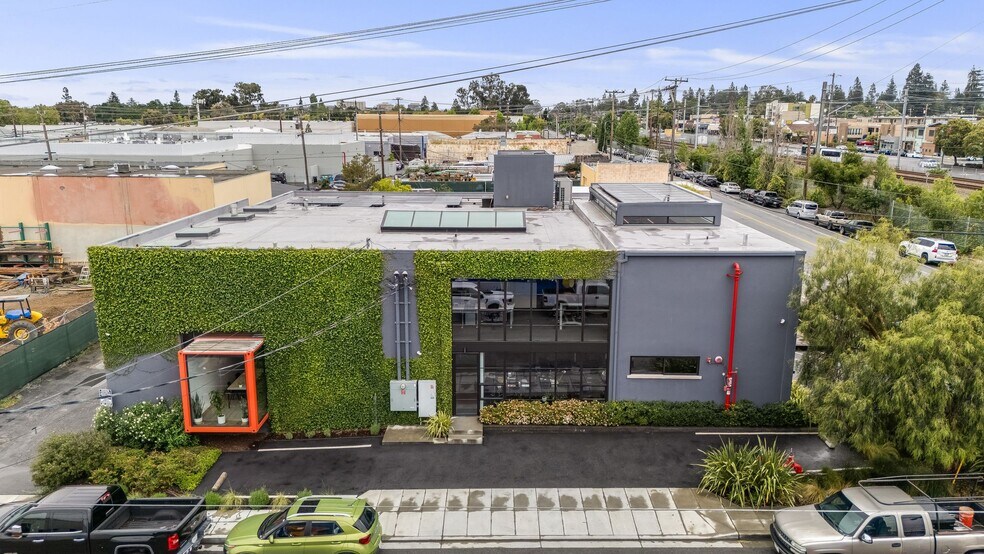 More Photos Of 1401 Old County Rd, San Carlos Manufacturing For Sale