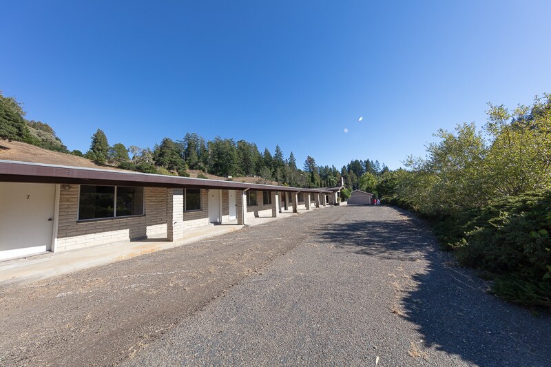 More Photos Of 3786 Hill St, Occidental Hotel For Sale