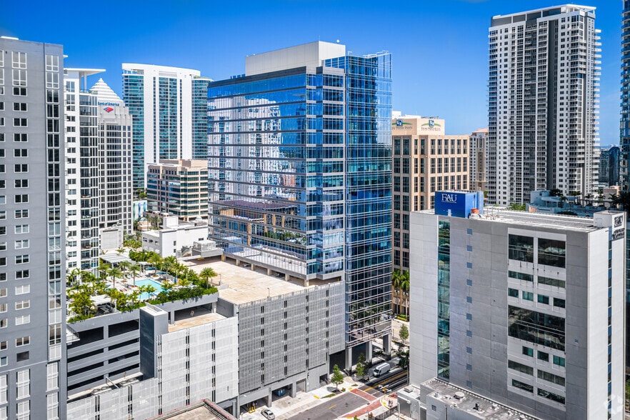 More Photos Of 201 E Las Olas Blvd, Fort Lauderdale Office For Lease