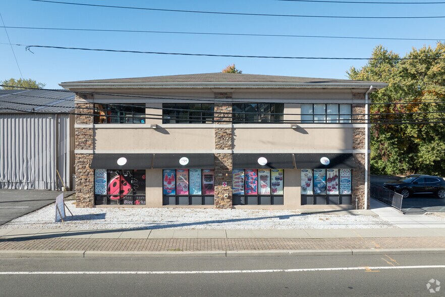 More Photos Of 501-517 River Dr, Garfield Freestanding For Sale
