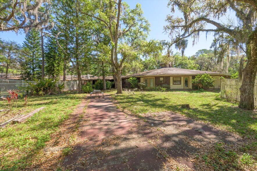 More Photos Of 7435 Plathe Rd, New Port Richey Assisted Living For Sale