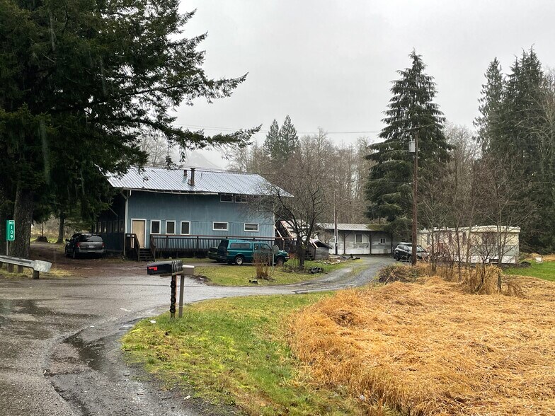 More Photos Of 8598 US Highway 12, Glenoma Apartments For Sale